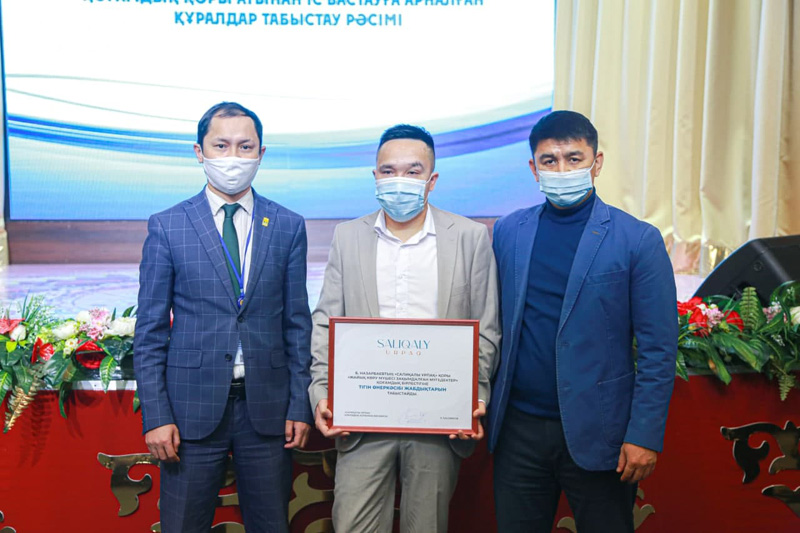 Фонд Болата Назарбаева «Салиқалы ұрпақ» помогает обществу незрячих в Уральске начать свое дело