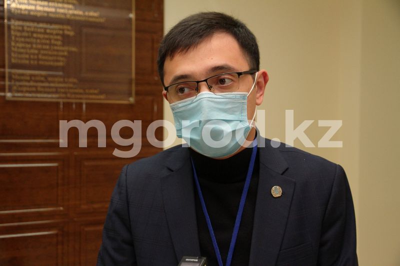 За вскрытие дверей бизнес-объектов наказали руководителя мониторинговой группы в Уральске
