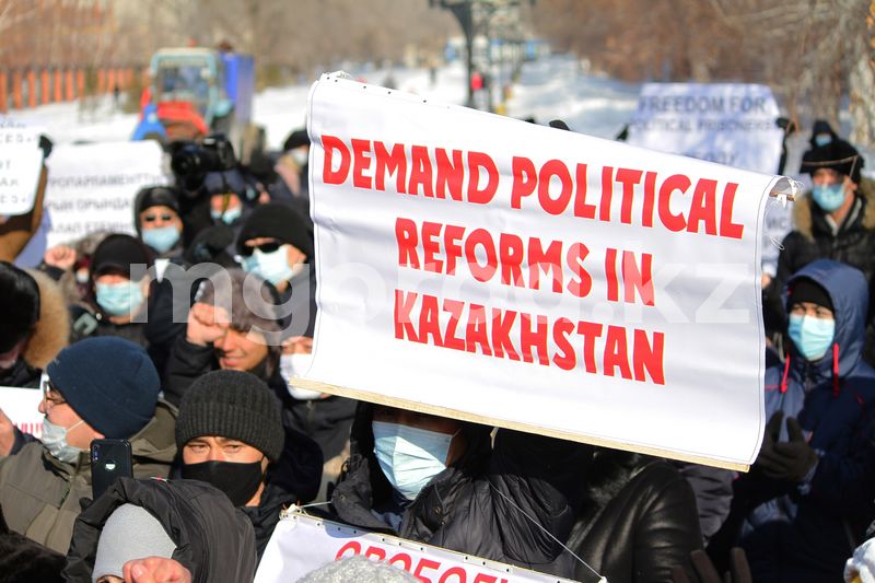 Как проходит санкционированный митинг в Уральске