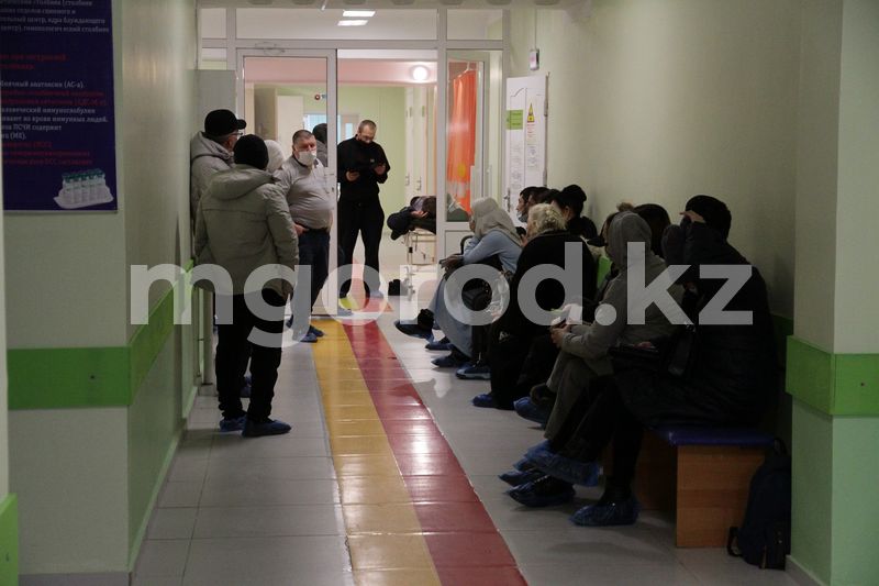 Более полусотни уральцев получили травмы из-за гололеда (фото)
