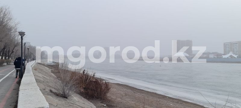 Мужчина провалился под лёд в Атырау