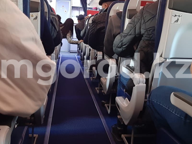 Казахстанцев не пустят без справки в самолет - новое постановление санврача