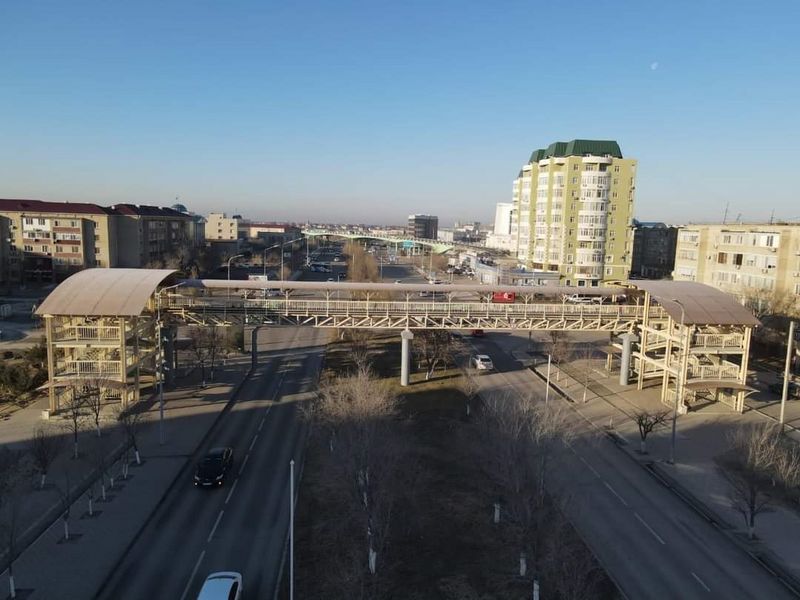 Пешеходный мост за 9 миллионов тенге возмутил жителей Атырау