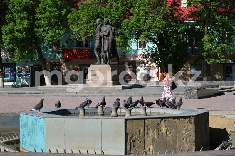 Когда включат фонтаны в Уральске