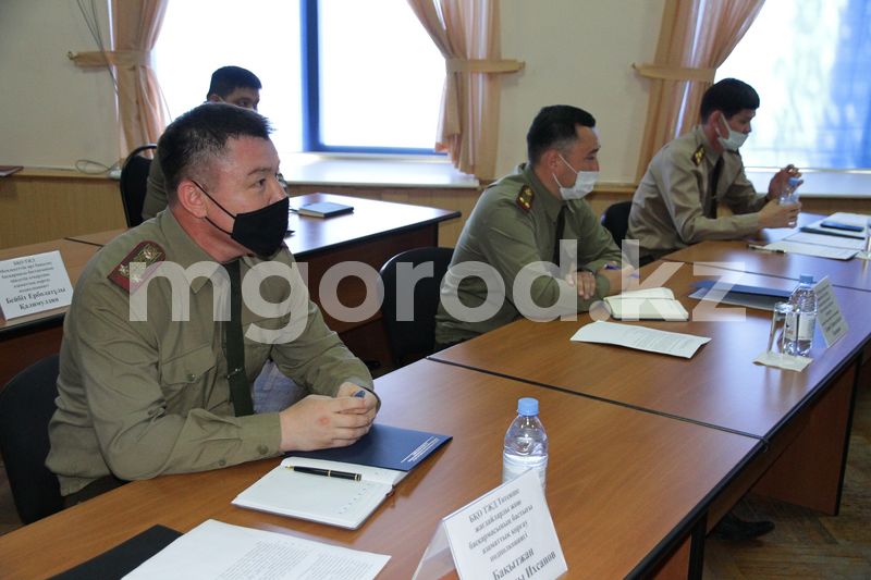 На нехватку гидрокостюмов и изношенность пожарной техники пожаловались спасатели ЗКО