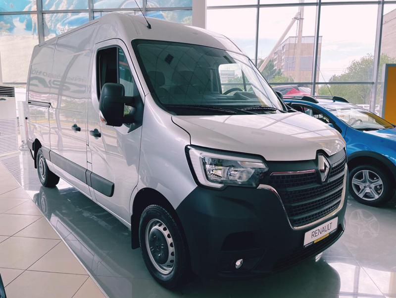 Мини-фургон Renault MASTER: солидный и надежный в деле