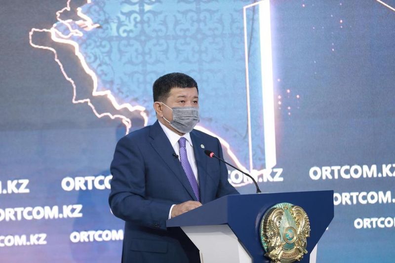 Аким Атырауской области ожидает снижения цен на морковь и картофель после завоза свежих овощей