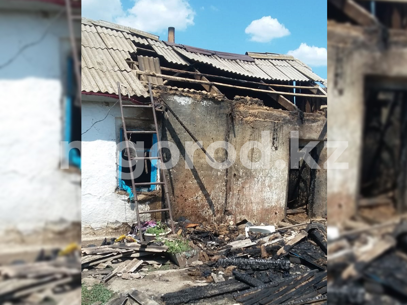 Жительница ЗКО осталась без дома после пожара