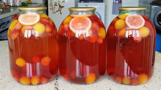 Без этого компота не обходится ни одна зима. Как приготовить фанту по-домашнему