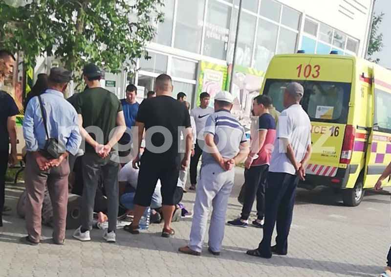 Иностранца с «судорогами после вакцинации» привлекут к ответственности в Атырау