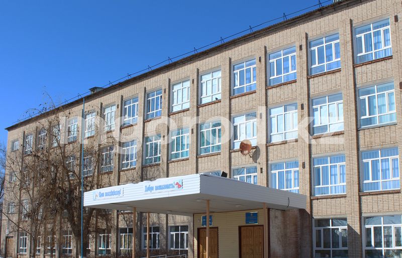 Школа 2021-2022 в Казахстане: главный санврач подписал постановление