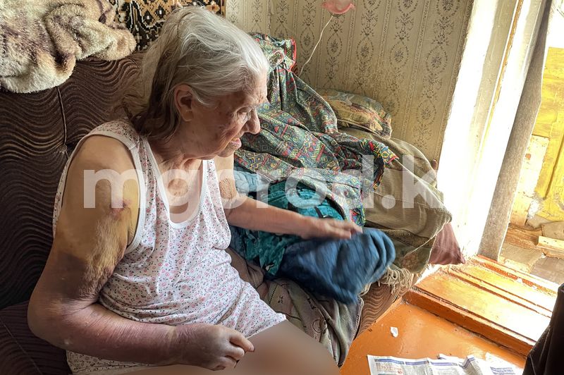 Хочу воду и суп: 90-летняя тыловичка из Уральска живет в антисанитарии, но отказывается от помощи