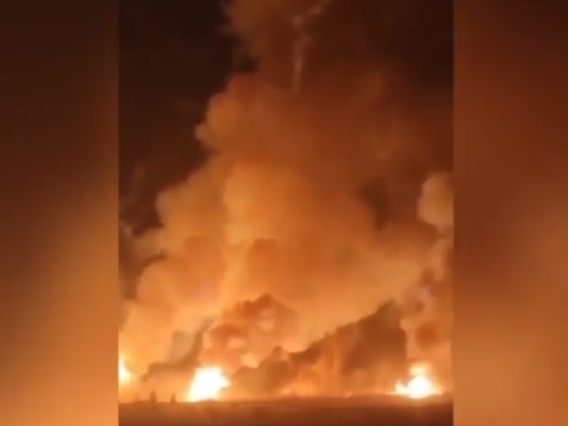 Токаев посмертно наградил погибших при взрывах боеприпасов в Жамбылской области