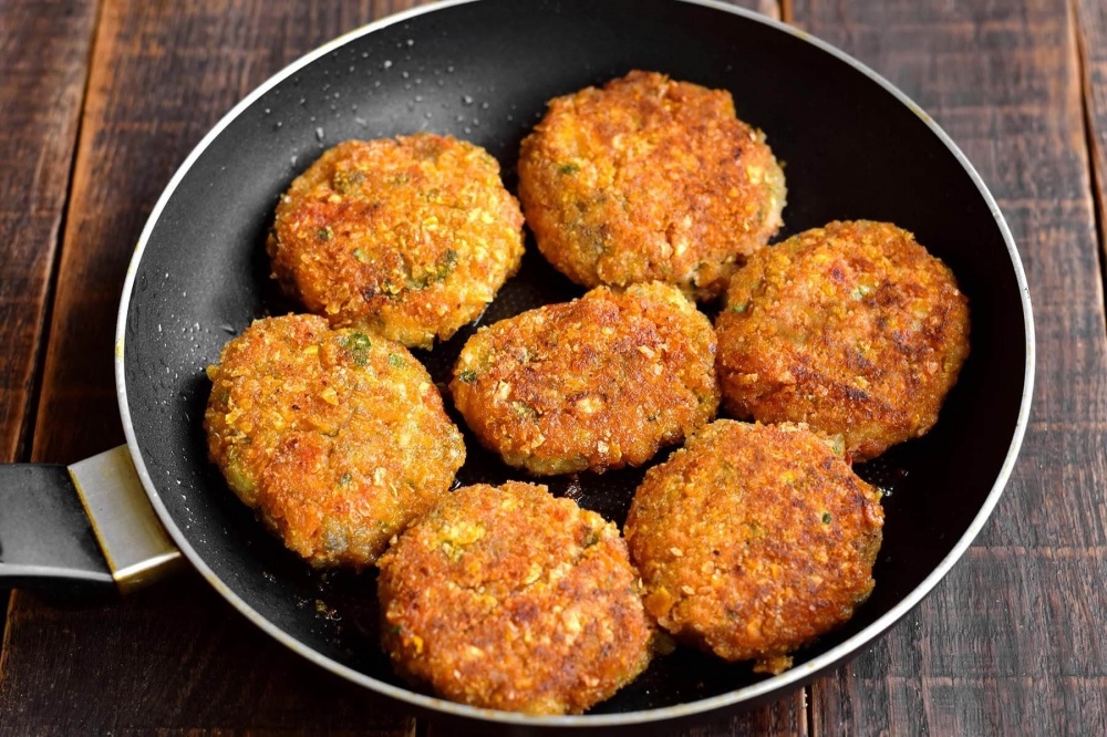 «И мяса не надо» - Котлеты из баклажанов смело заменят традиционные котлеты из фарша