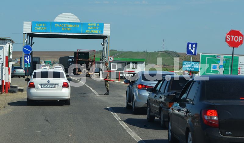 Через госграницу в ЗКО за месяц не прошло ни одного угнанного автомобиля - департамент госдоходов