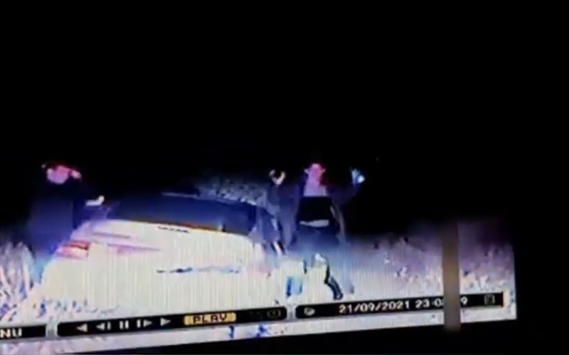 Погоня полицейских за пьяным водителем попала на видео в Уральске