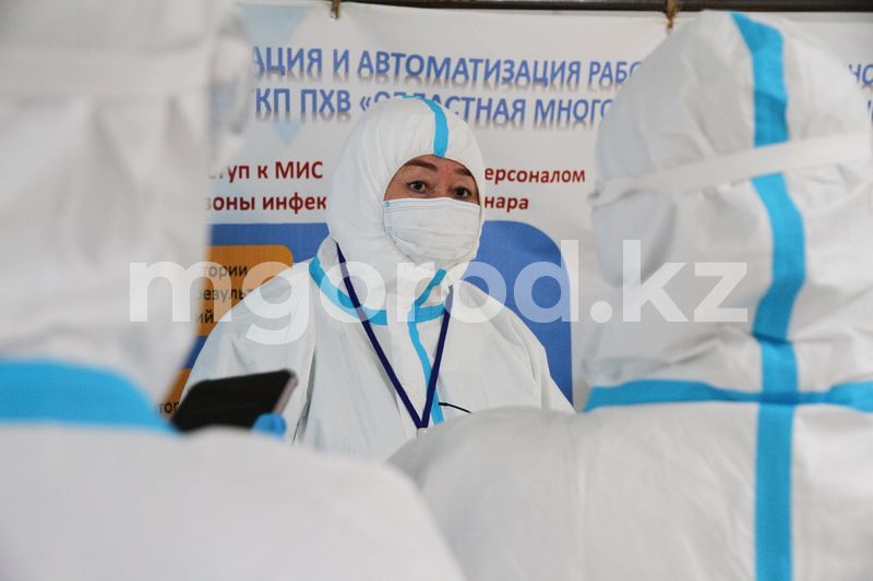 Врачи ЗКО спасли пациентку с 95% поражением легких