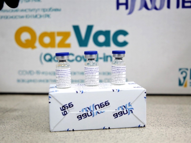 Когда можно ревакцинироваться казахстанцам, привившимся QazVac