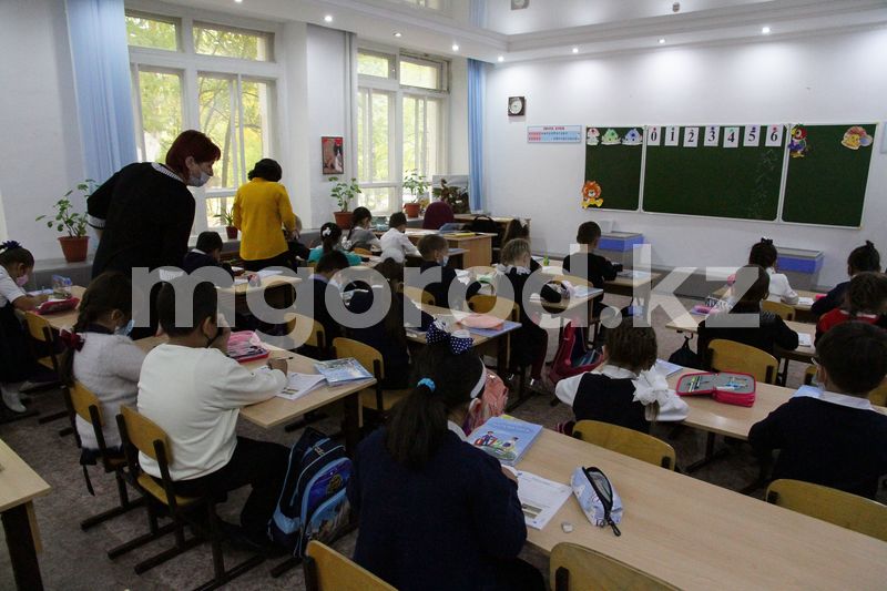 Как учатся младшеклассники в здании бывшей саншколы в Уральске