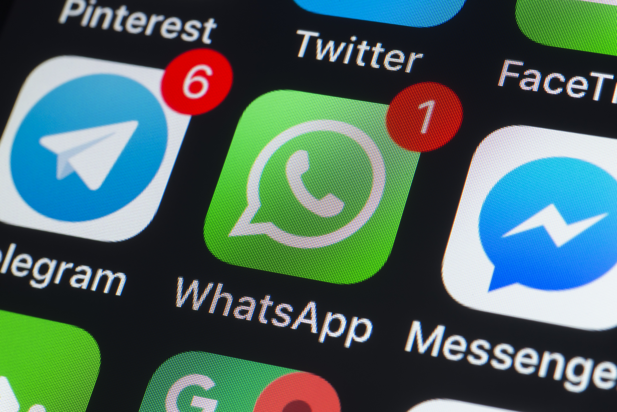 1 ноября WhatsApp перестаёт работать на миллионах устройств (список)