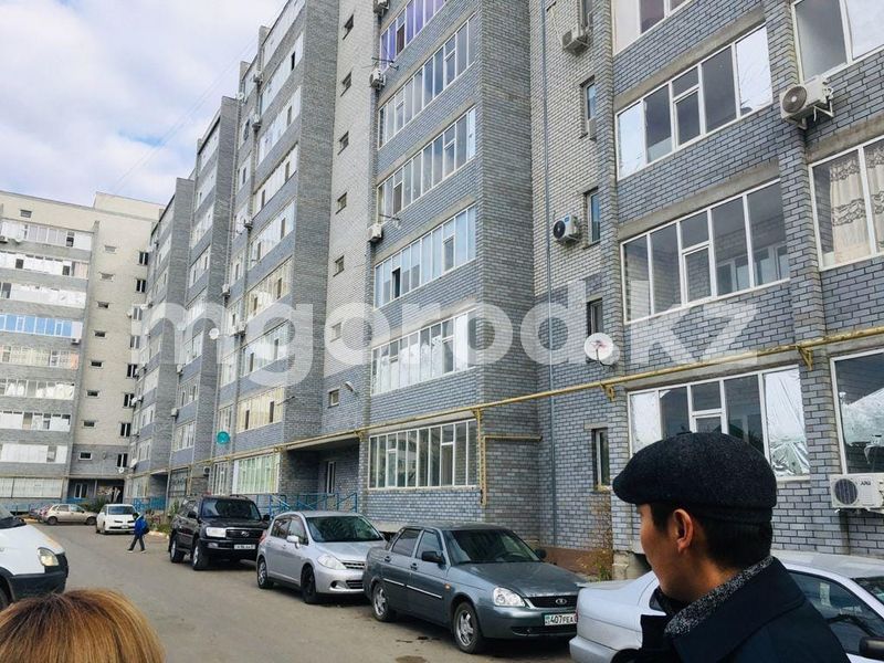 Два года без горячей воды живут жители построенного по госпрограмме дома в Уральске