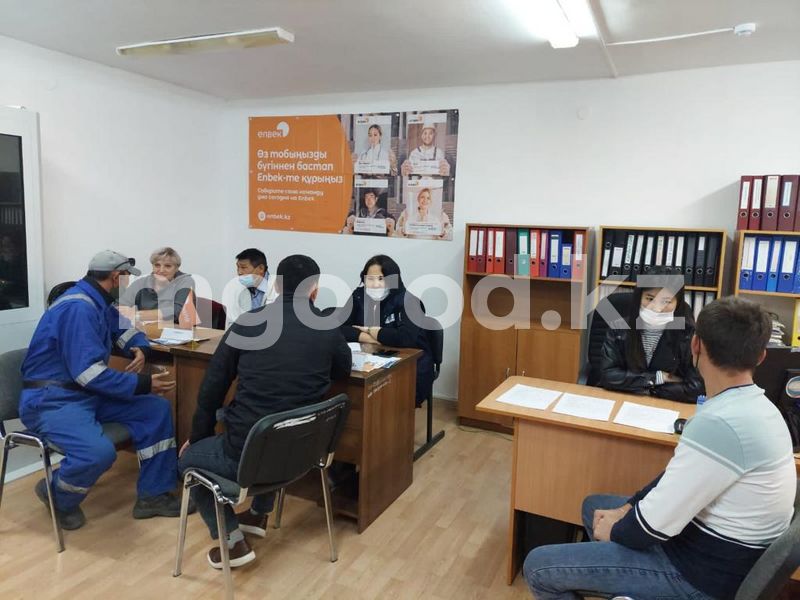 Более тысячи жителей трудоустроили через Центр занятости в Бурлинском районе