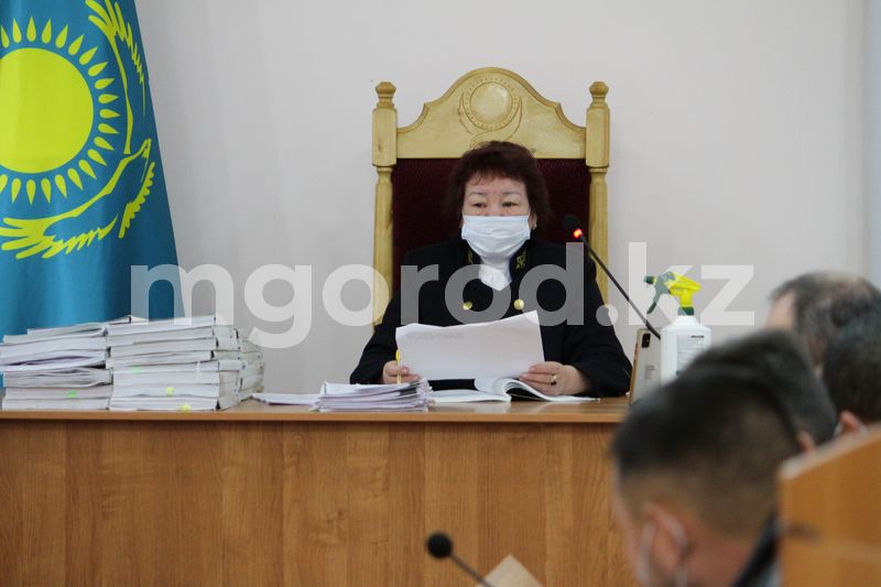 Охранники забили до смерти: мать погибшего уральца сравнила подсудимых с фашистами