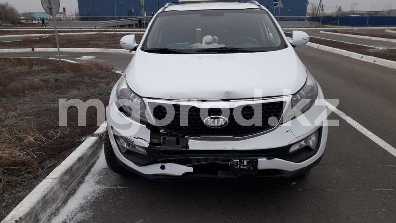Курсант перепутала педали: на уральском автодроме снова разбили авто СпецЦОНа