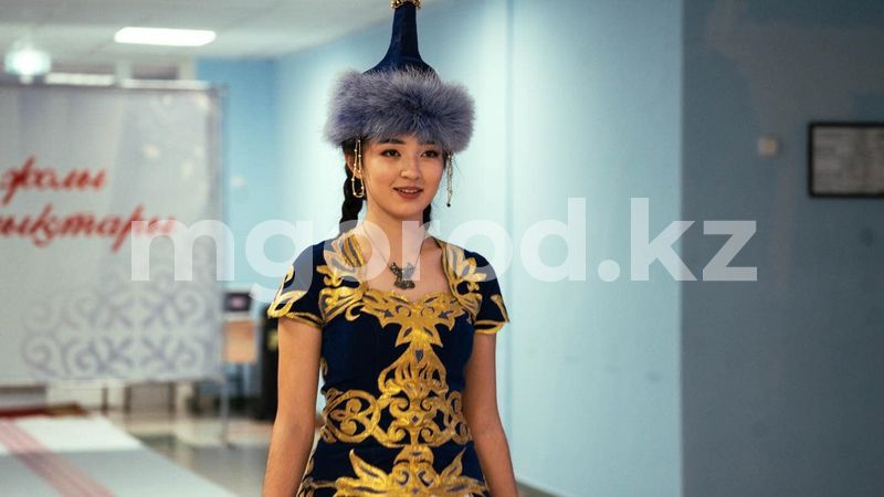 Показ национальных костюмов прошёл в Уральске