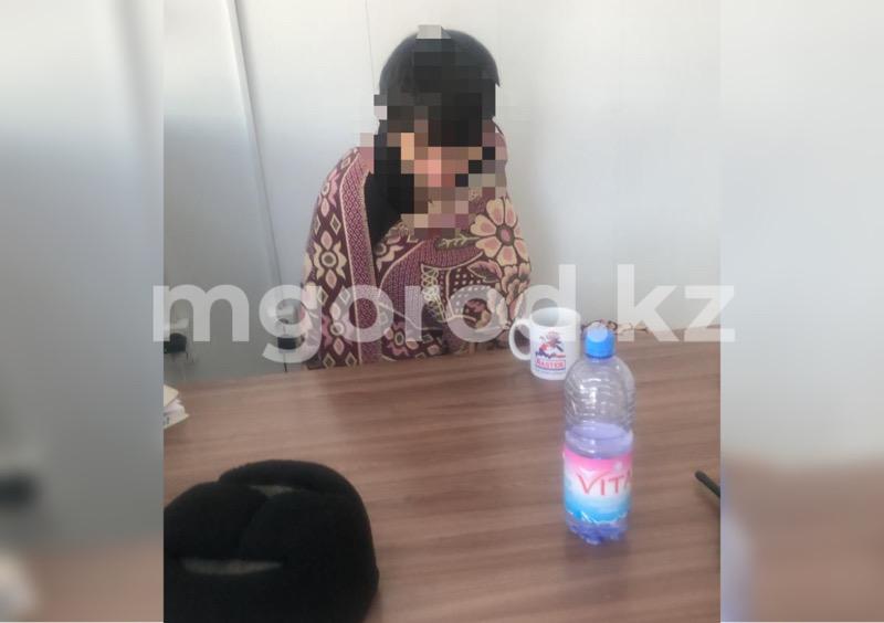В Атырау двое парней едва не утонули, провалившись под лёд