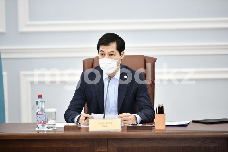 Спецкомиссия проанализирует зарплаты в подрядных организациях KPOBV