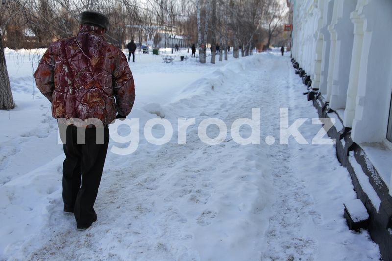 В Минздраве дали советы казахстанцам, как избежать травм в гололёд