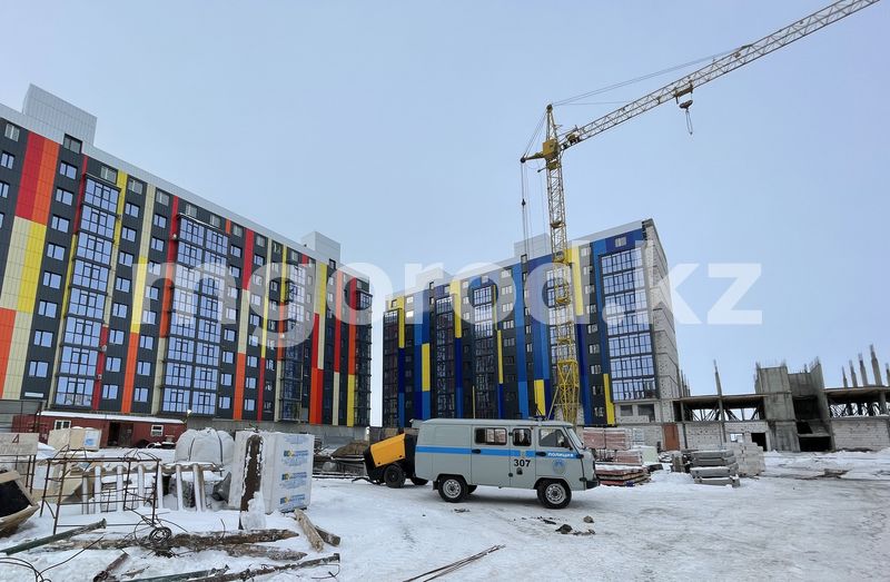 Бетонщик разбился насмерть, упав с третьего этажа строящегося дома в Уральске
