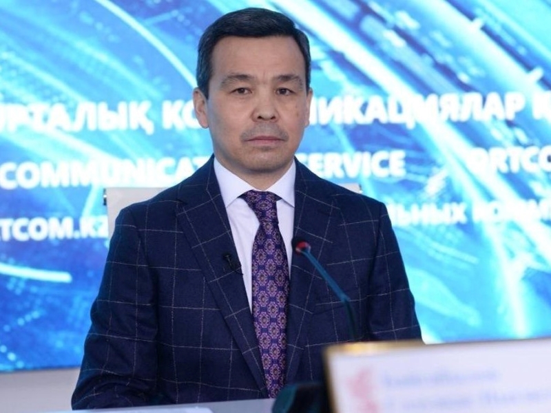 «Каша в голове»: АГДС рекомендовал сделать замечание Байгабулову за слова про экс-санврача РК