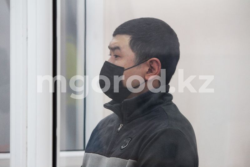 Уралец вонзил нож в сердце мужчины из ревности к своей сожительнице