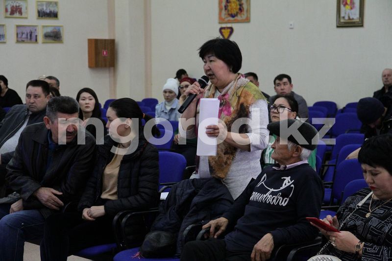 Встречу акима Уральска с населением вновь перенесли