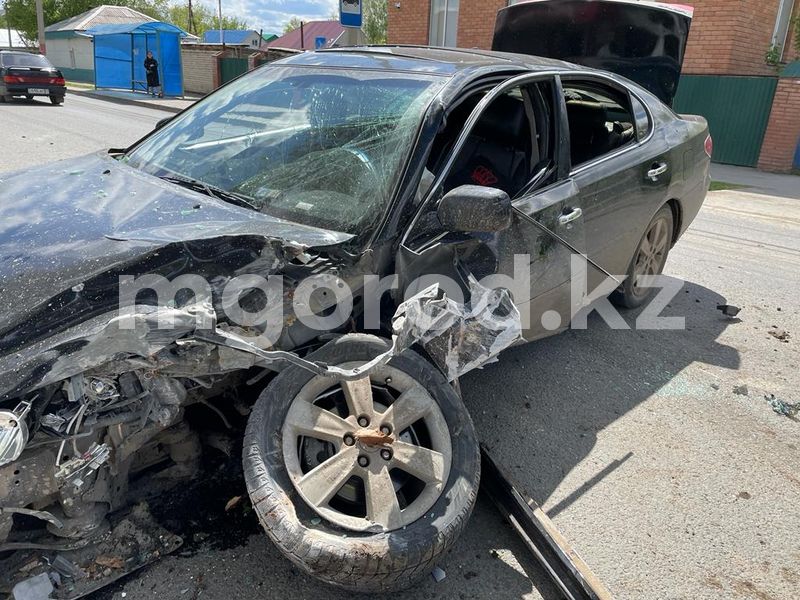 Семь человек пострадали в двух авариях в Уральске