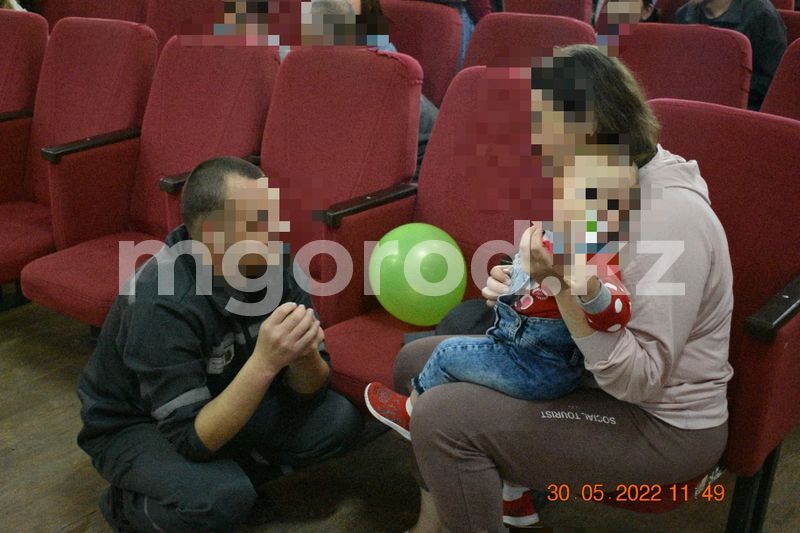 Заключённым «строгача» в Уральске разрешили встретиться с детьми