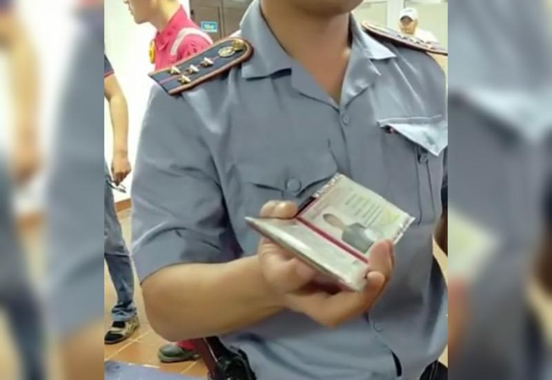 Майор в погонах капитана: казнет обсуждает видео полицейского на референдуме