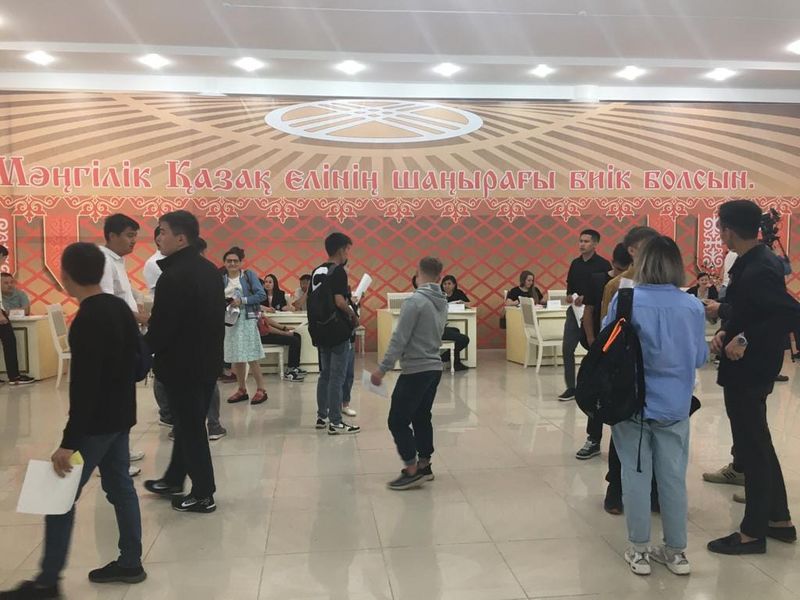 Ярмарка вакансий для выпускников колледжей прошла в Аксае