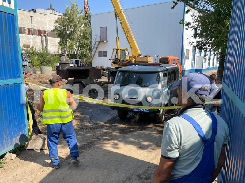 Смерть рабочих «Батыс су арансы» в Уральске: ограничение свободы запросили для обвиняемого