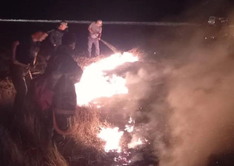 Из-за степного пожара задержали поезд сообщением Нур-Султан-Уральск