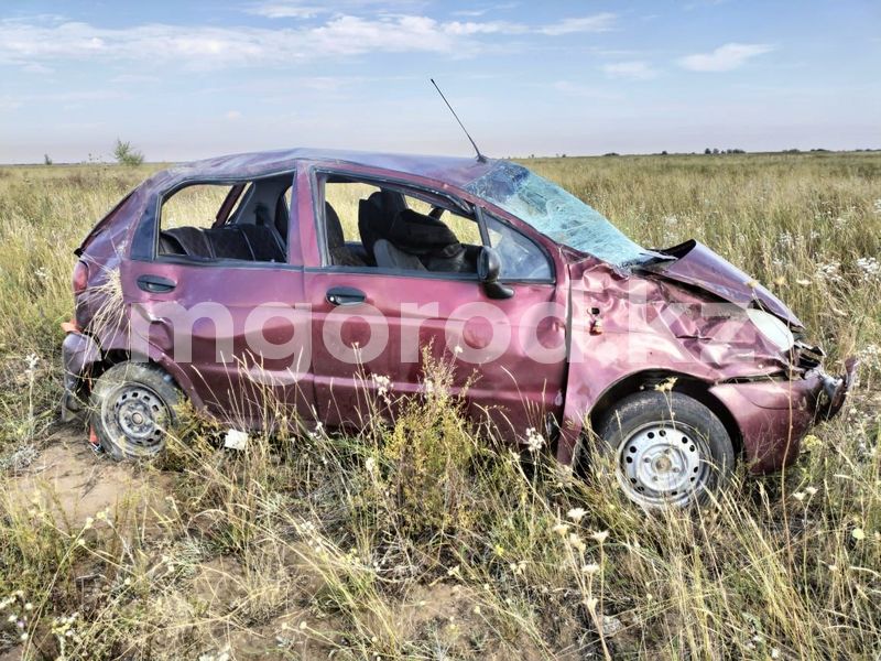 Daewoo Matiz опрокинулся на трассе Самара - Шымкент. Погиб водитель