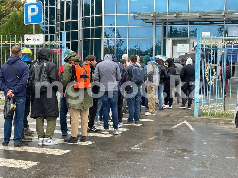 Сколько иностранцев въехало в Казахстан в 2022 году