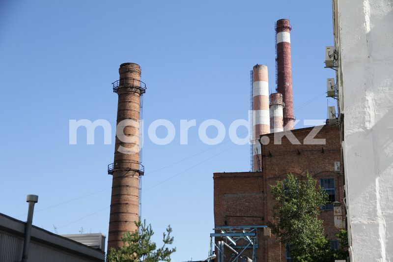Более чем на 50% просят повысить тариф на тепло и горячую воду в Уральске