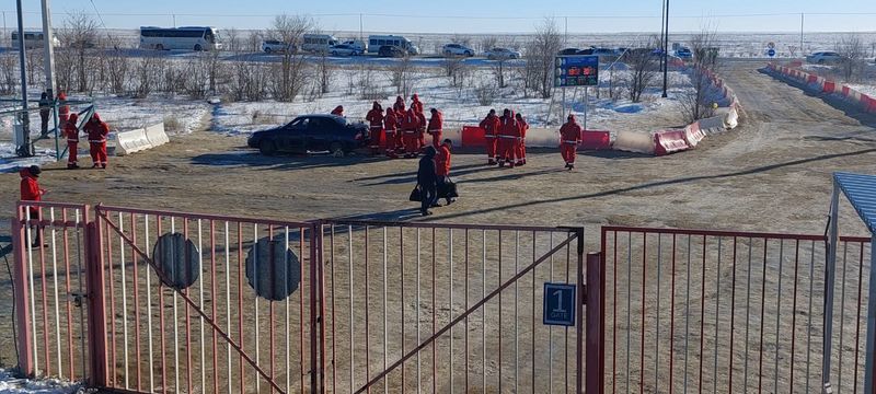 Больше 400 рабочих ККS-Sicim ушли в отпуск без содержания