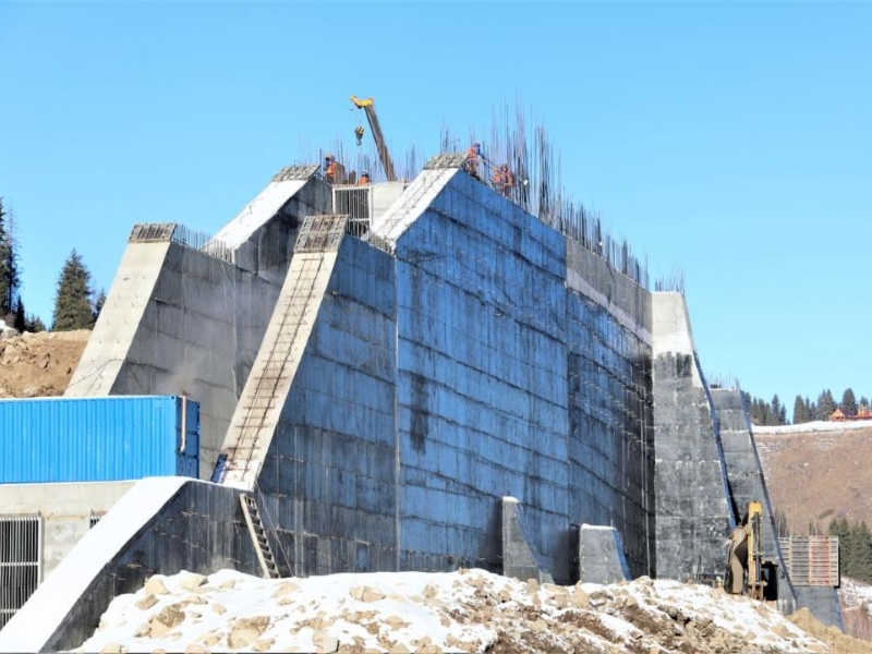 Плотины в ущельях Аксай и Аюсай намерены достроить в 2023 году