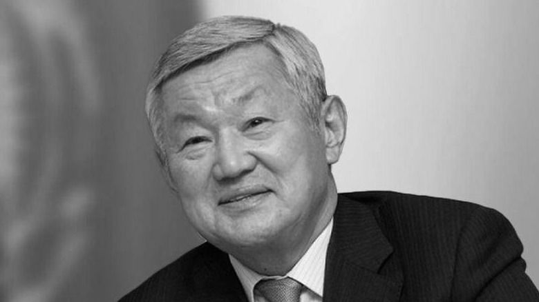 Скончался Бердибек Сапарбаев