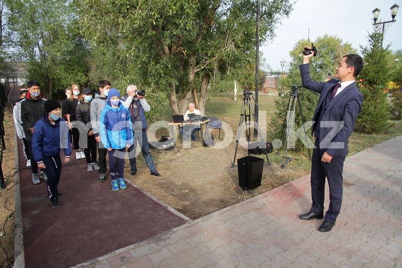 Новую беговую дорожку открыли в Уральске