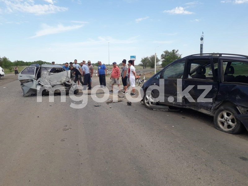 Пять человек попали в реанимацию после ДТП на трассе Уральск-Аксай